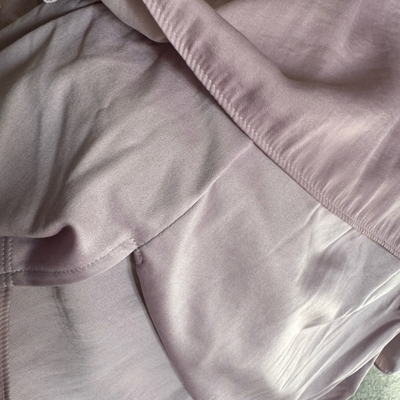 Lilacs Please Dress - Picture 9 of 11